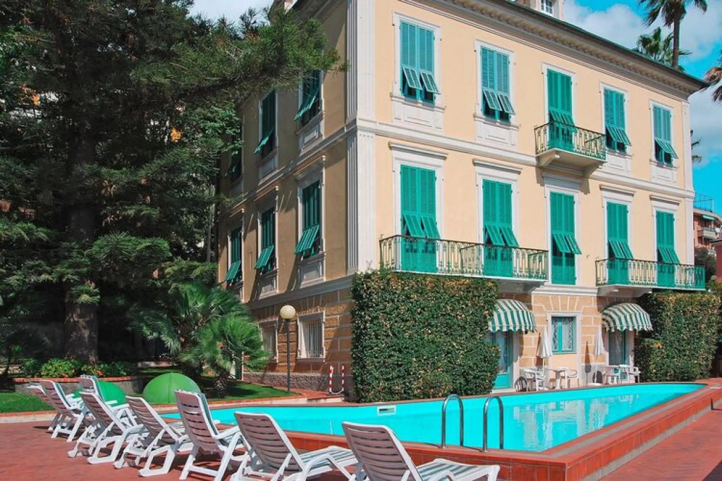Apartment in Imperia Near the sea