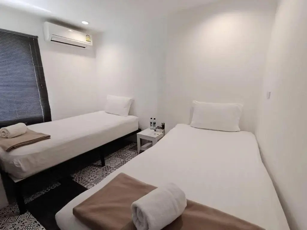 Двухместный номер Standard 2 отдельные кровати в Chino Town at Yaowarat Phuket