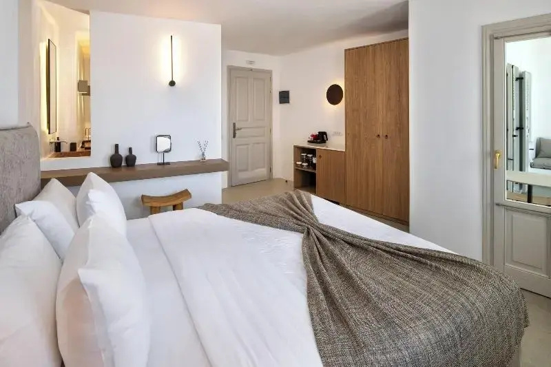 Standard Double room with view (full double bed)