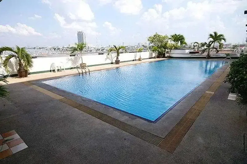 Riverside Bangkok Hotel — фото