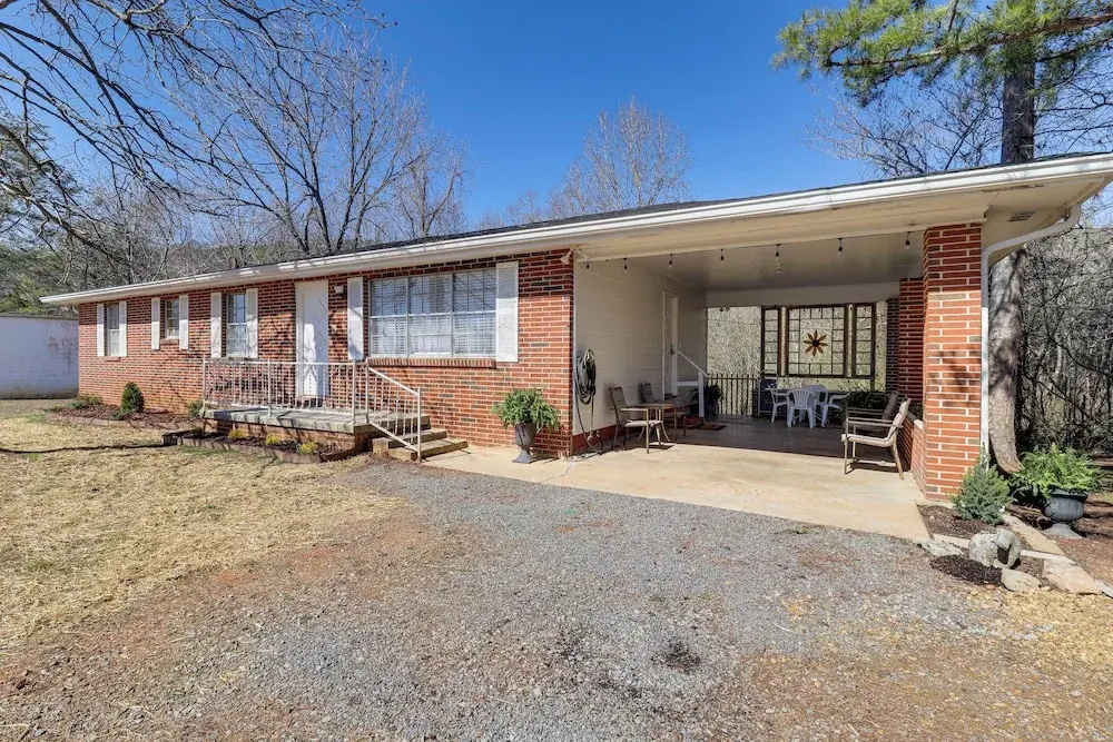 Peaceful Trenton Home w/ Patio Near Hiking!