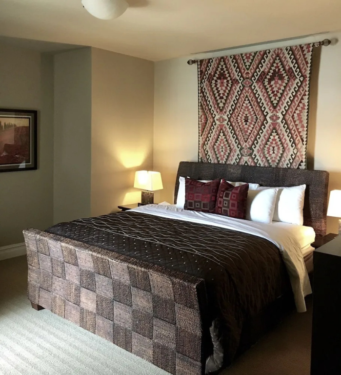 Executive Double Suite with balcony (full double bed)