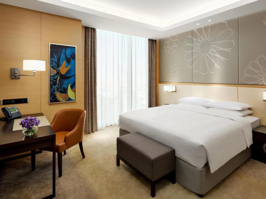 Deluxe Double room (full double bed)