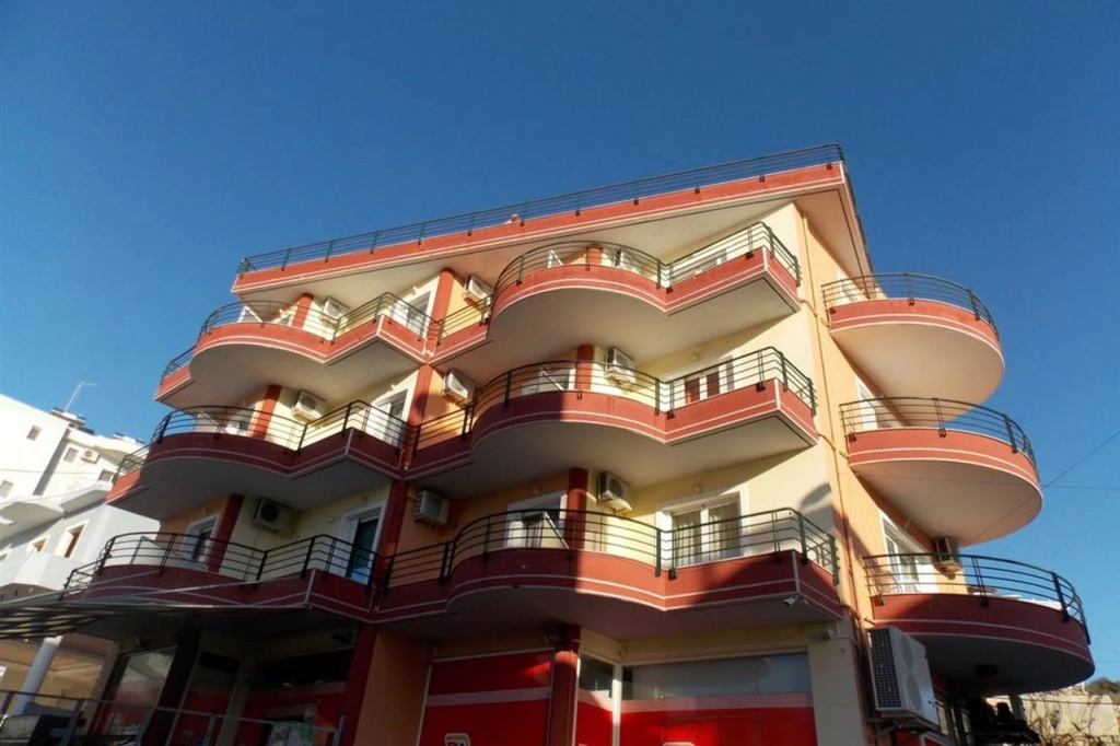 AR Apartments by Saranda Hotel