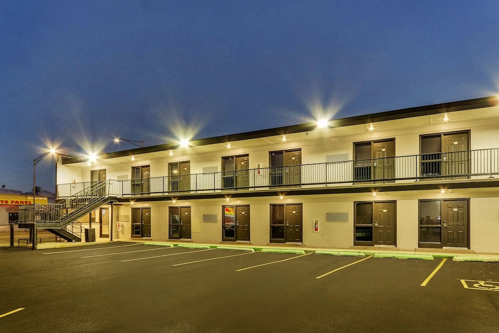 Hotel photo 12