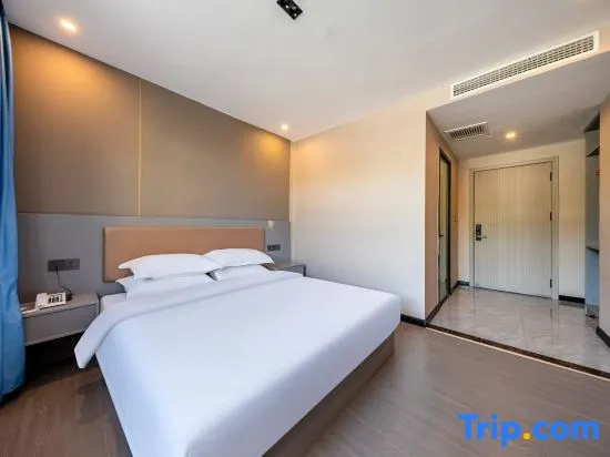 Standard Double room with courtyard view (full double bed)