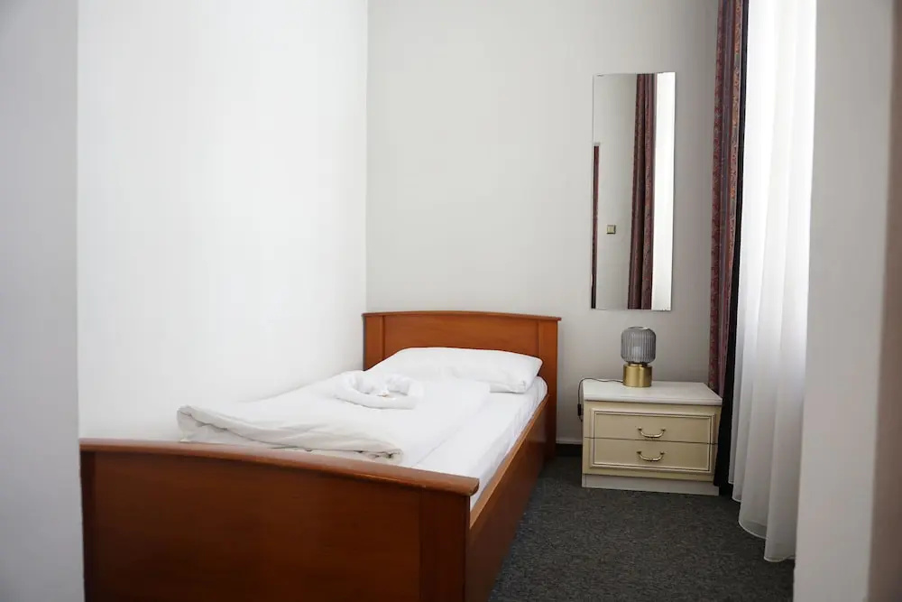 Hotel Pension Lumes - Self Check-In - Chambres