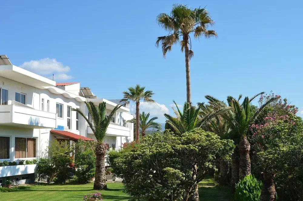 Arion Beach Hotel