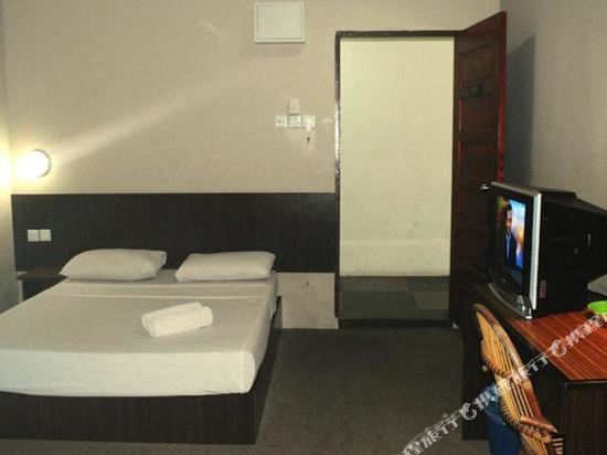 1 Baron Motel