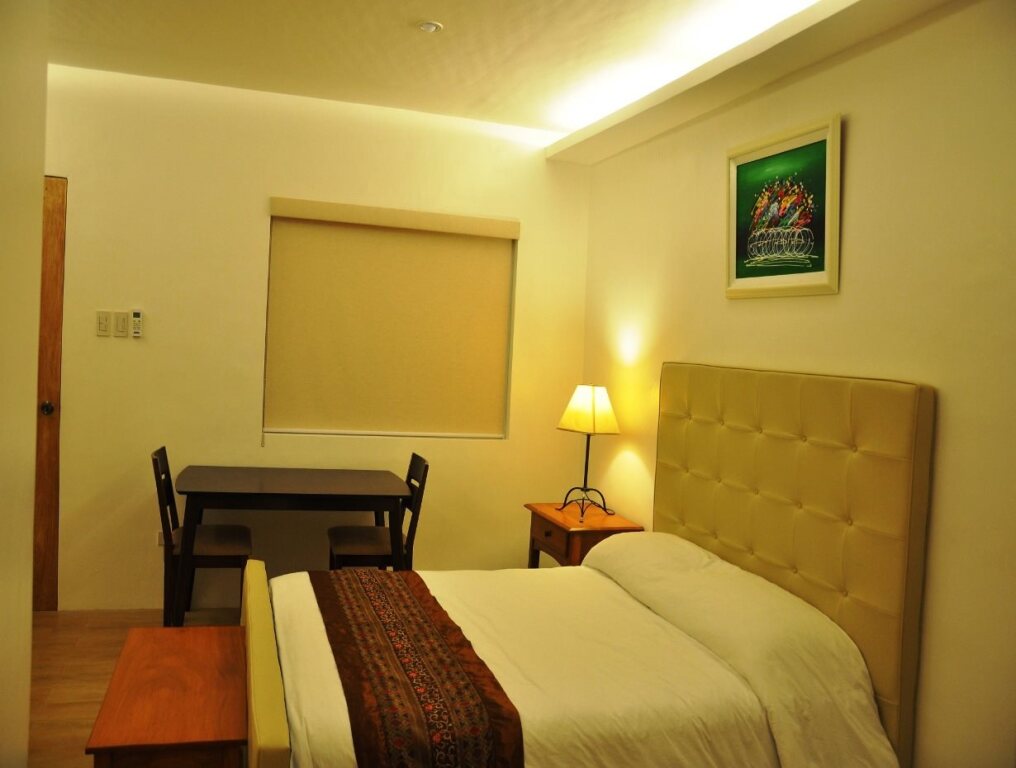 The Carmelence Lodge