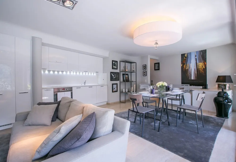 2 Bedrooms Family Apartment