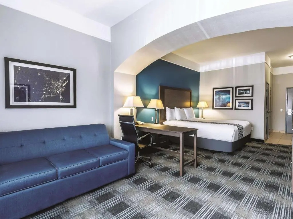 Platinum Inn & Suites Webster - Chambres