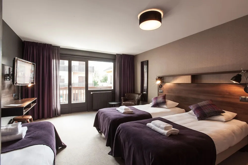 Superior Quadruple room with balcony