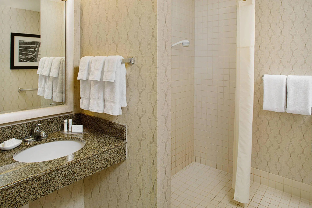 2 Bedrooms Suite
