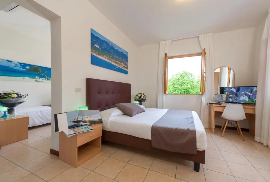 Standard Quadruple room