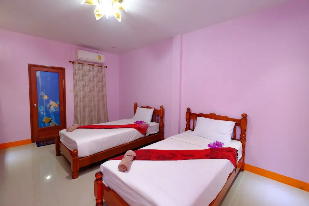 Standard Double room with balcony (twin beds)