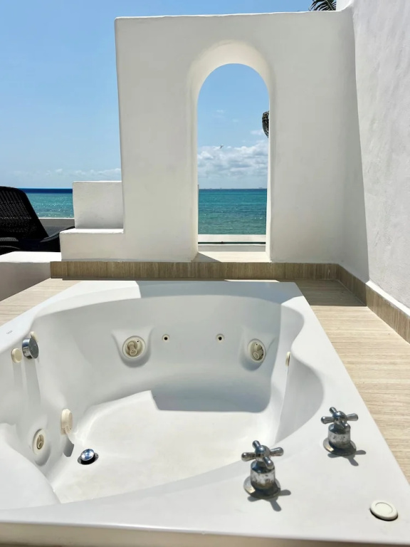 Pelicano Inn Playa del Carmen - Beachfront Hotel - Chambres