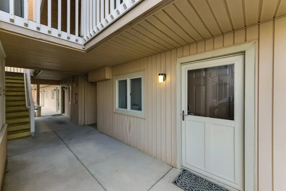 Brigantine Condo w/ Beach Access & Pool Views