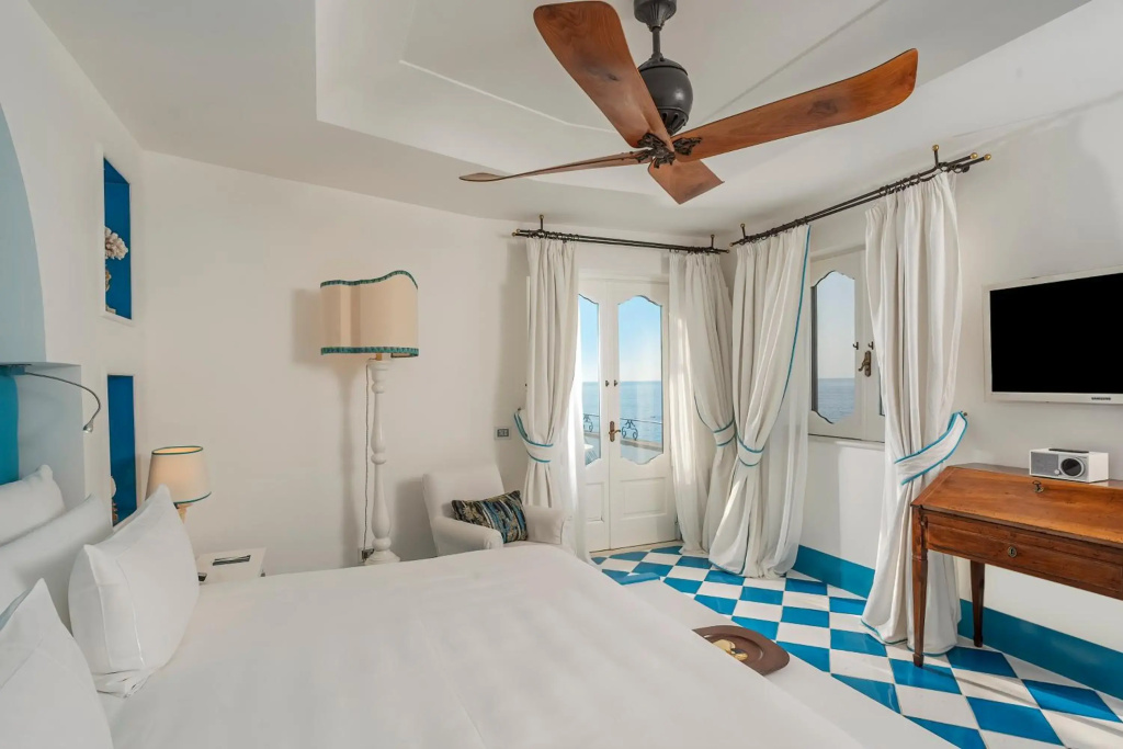 Hotel photo 30