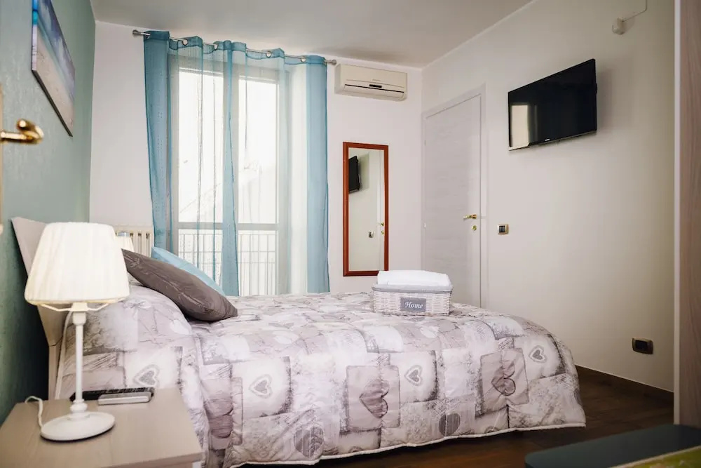 Comfort room