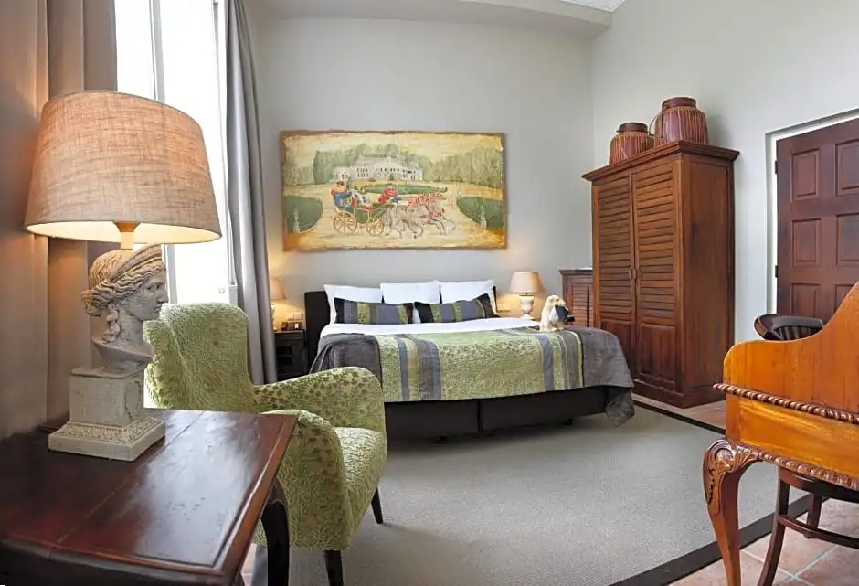 Comfort room
