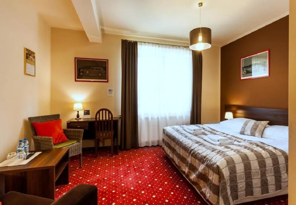Superior Double room (full double bed)