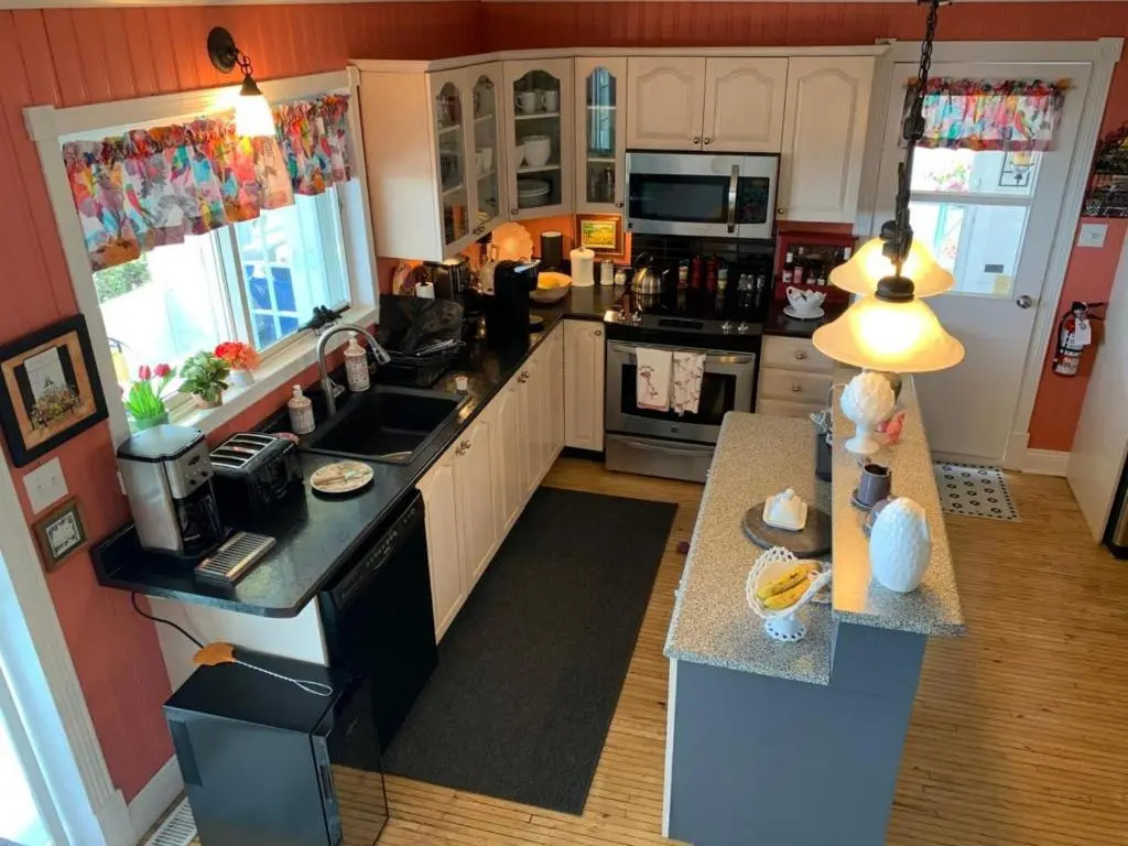 6 Bedrooms Cottage