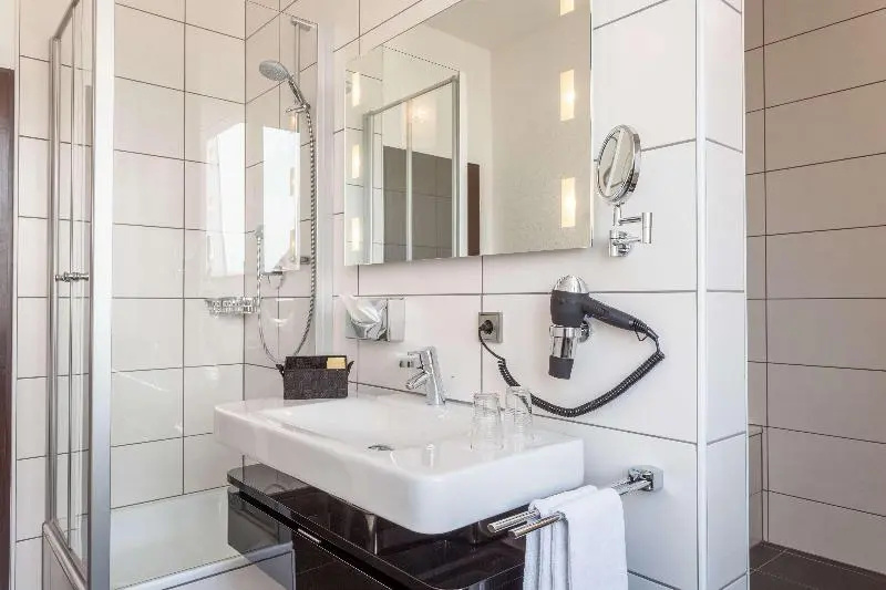 Standard Suite