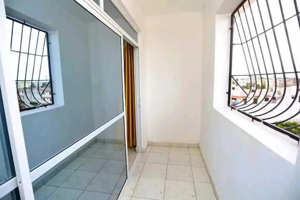 Lux Suites Ratna Furnished Apartments