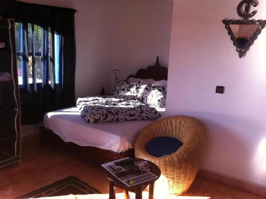 Room in Guest room - Room in villa Lair De La Mer - фото 11