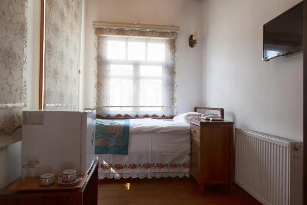 Lal Hotel Bursa — 2