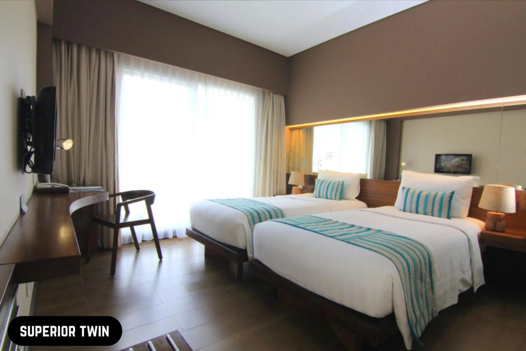 Отель Grand Ixora Kuta Resort в Бали