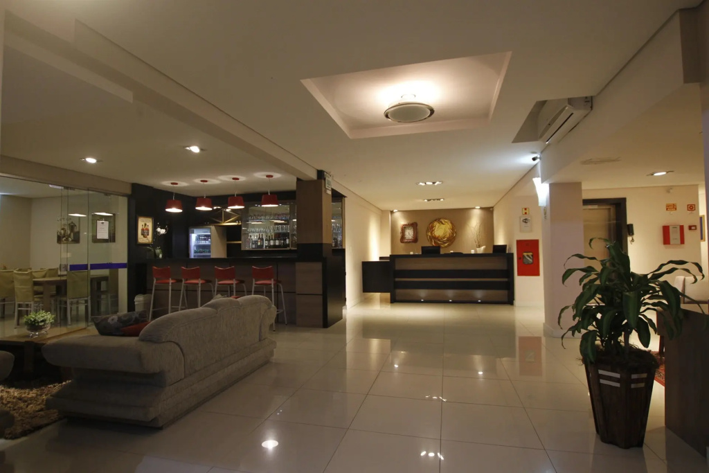 Lobby & Reception