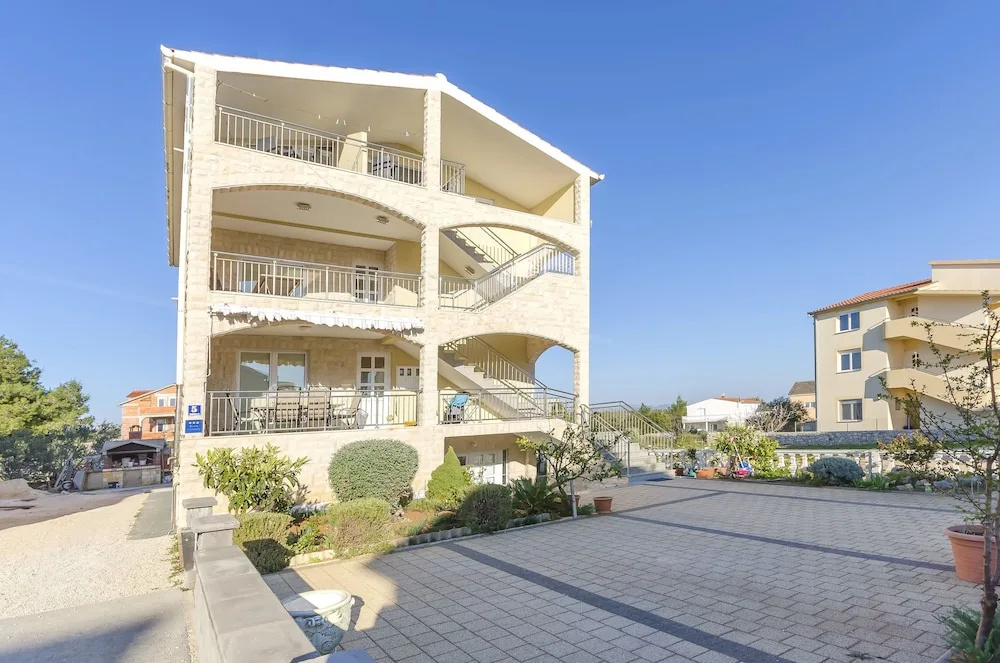 Apartments Ruzica