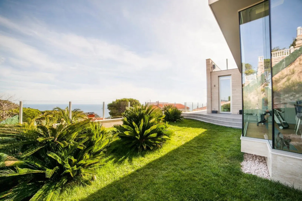 Villa Dypsis - Stunning Modern Villa With Great Views