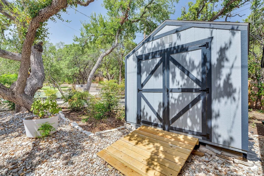 Texas Family-friendly Escape w/ Pool: Near Lake!