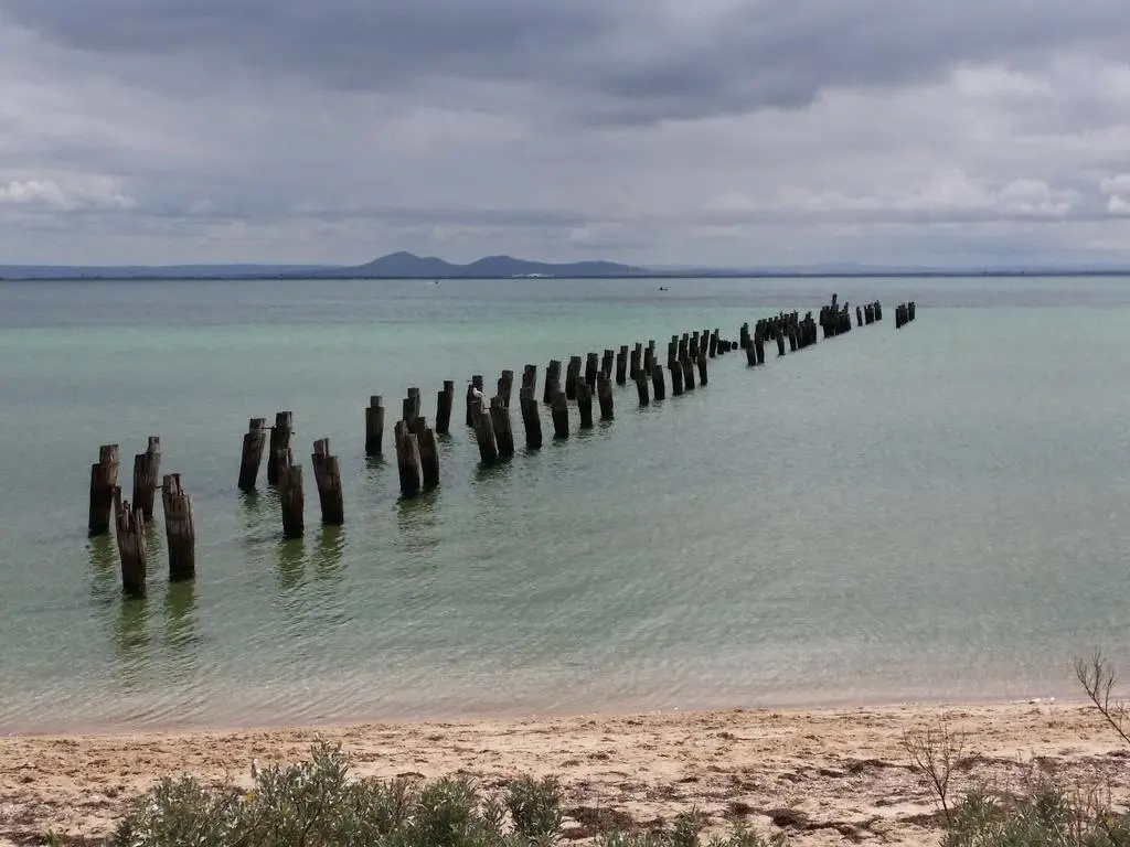 323 On Jetty - Général