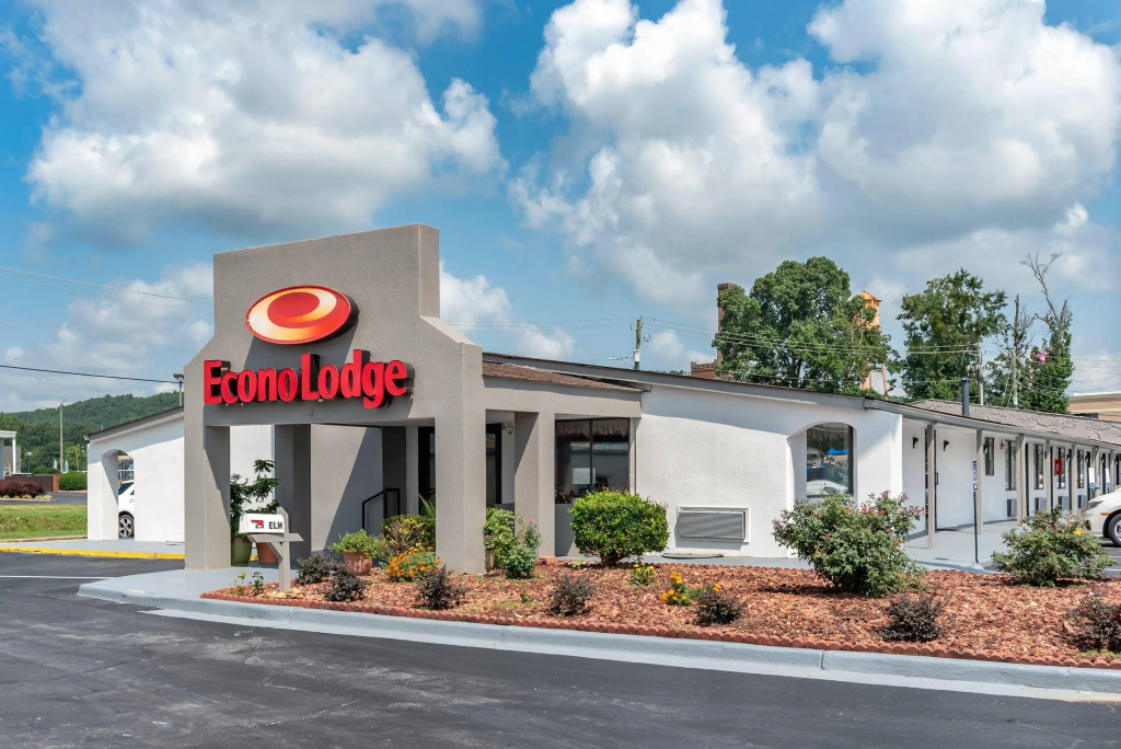 Econo Lodge Oxford near Choccolocco Park