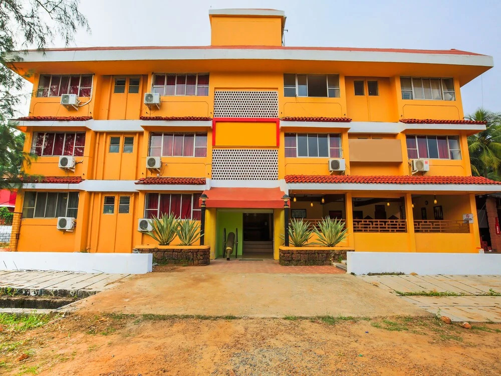 OYO 18794 Hotel Colva Plaza
