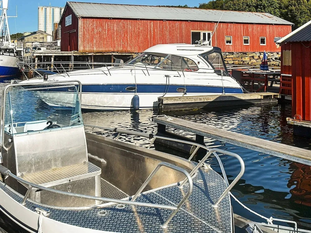 9 Person Holiday Home in Lysøysundet