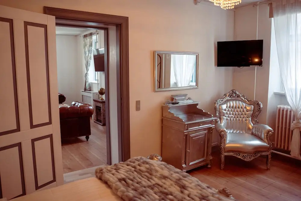 2 Bedrooms Deluxe Apartment