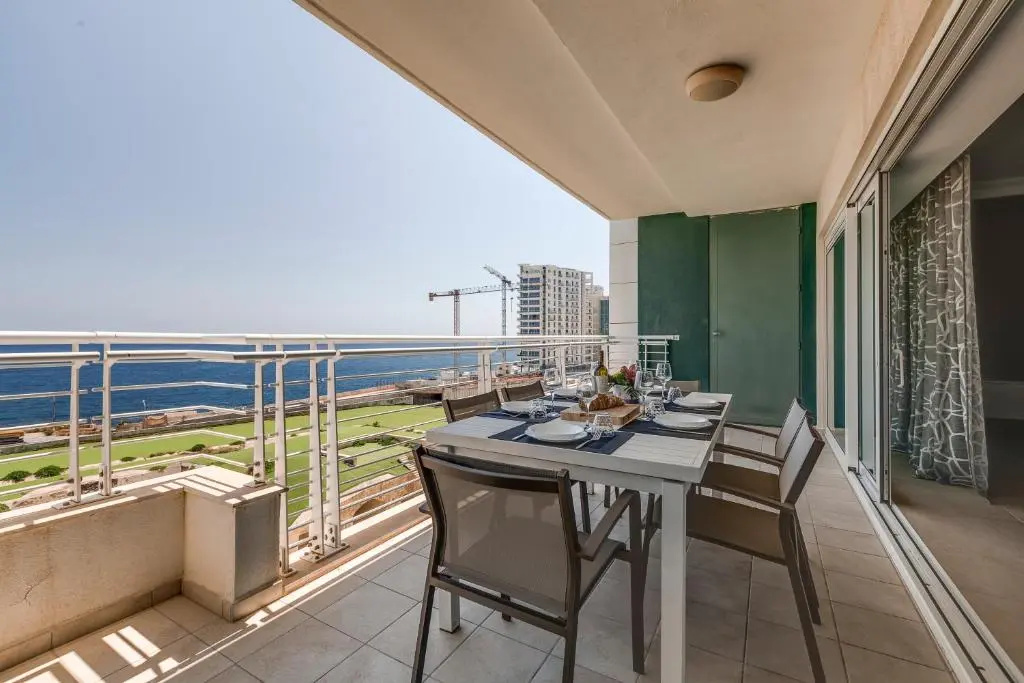 Superior Apartment