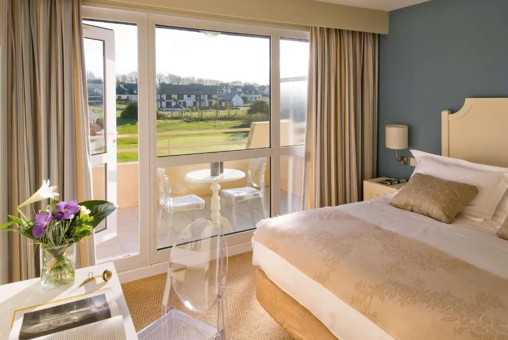 Superior room