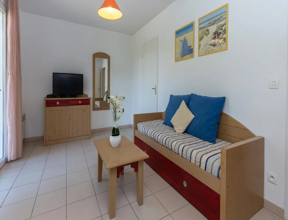 Voir la photo 3 — Beach Retreat With Pool & Tennis