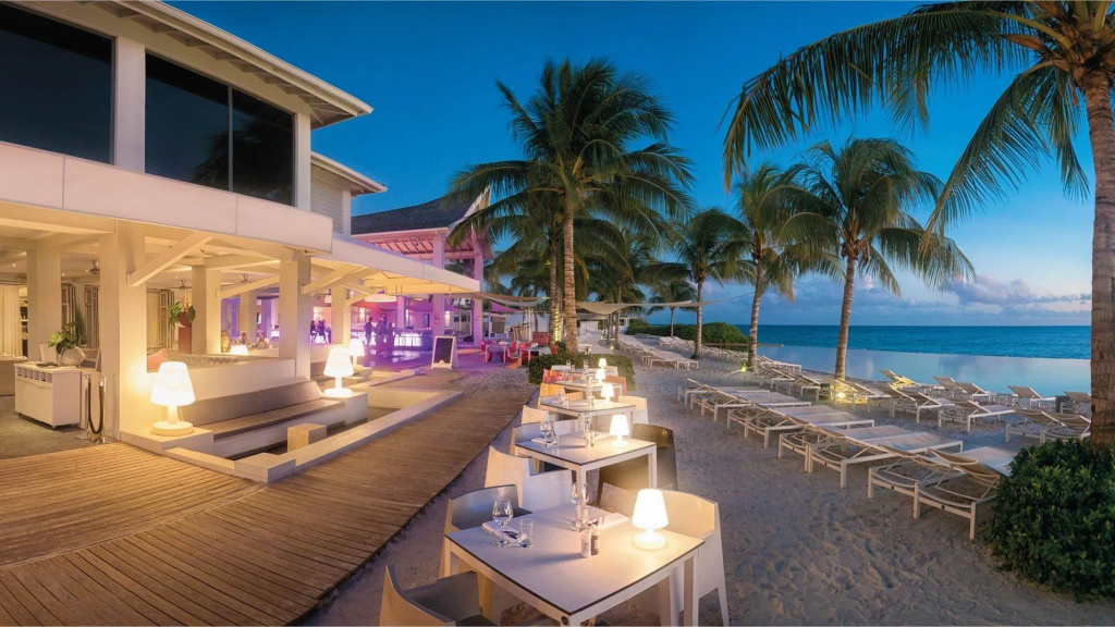Beach & Waterfront