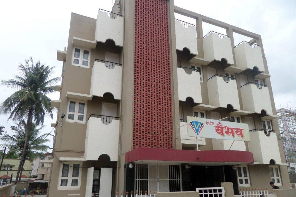Vaibhav Hotel