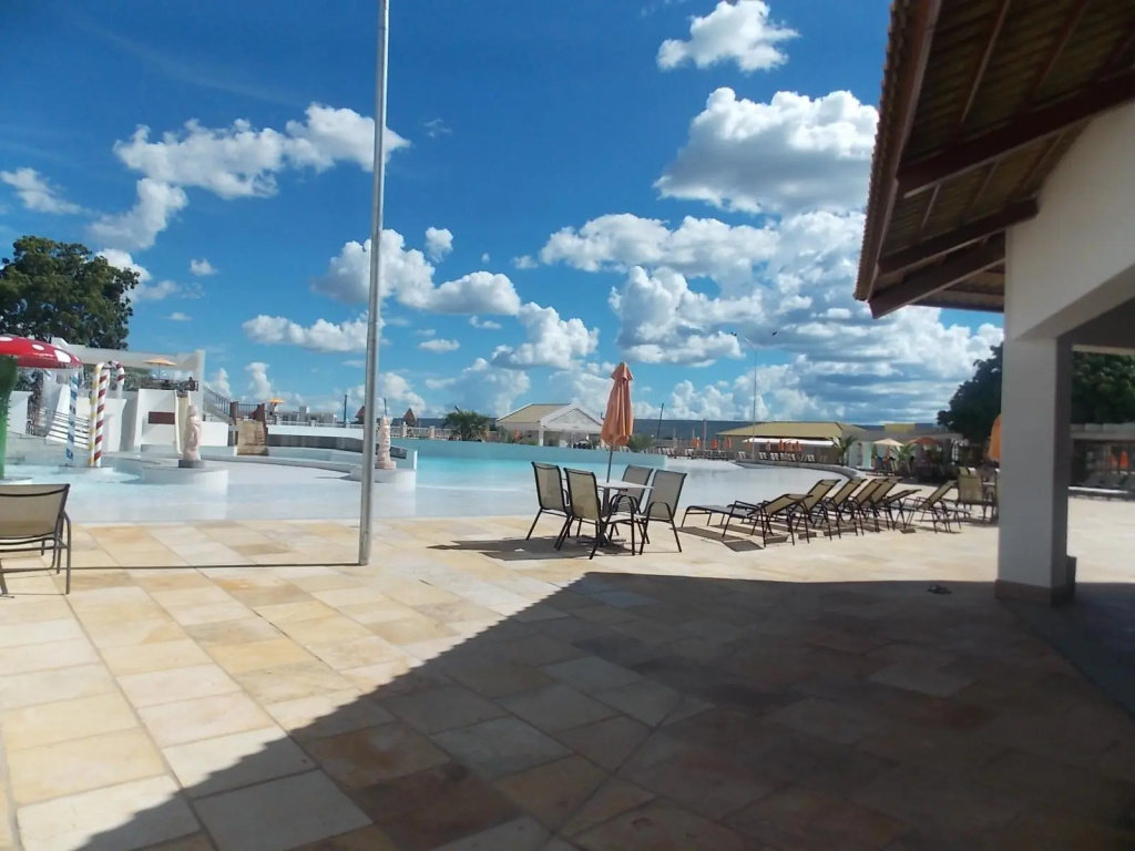 Beach & Waterfront