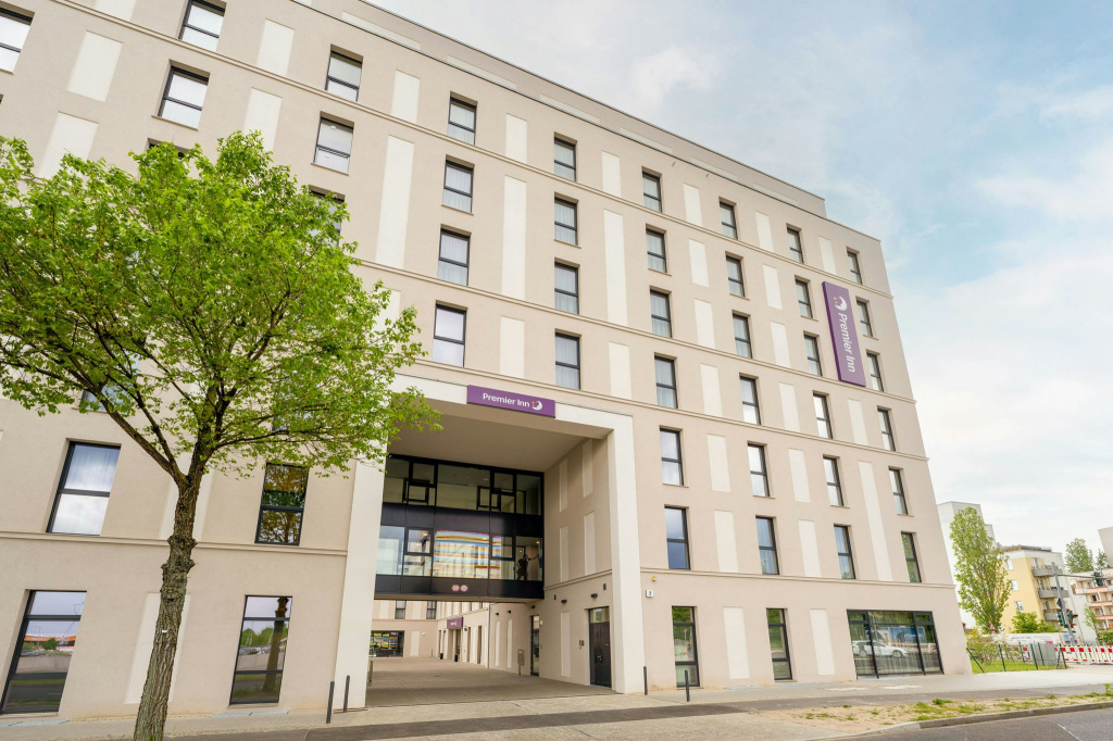 Premier Inn Berlin Airport — фото