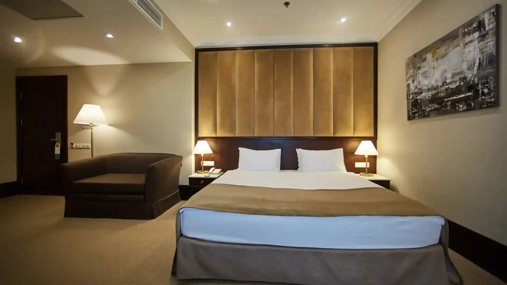 Superior room