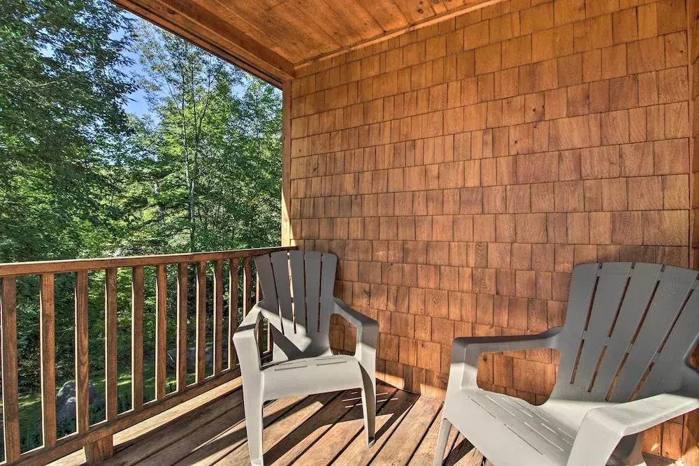 2-story Townhouse - 1 Mi to Killington Ski Area!